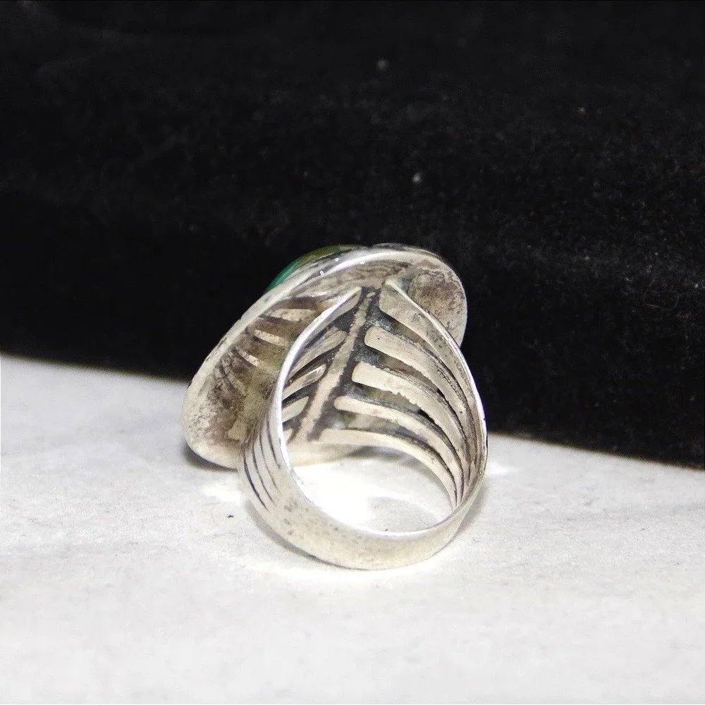 Sterling Silver Turquoise Statement Ring Size 8 Southwestern native america Ring